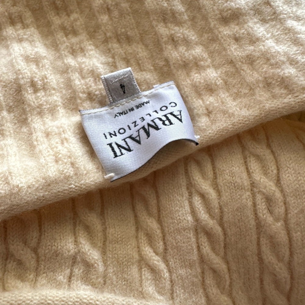 Armani Collezioni Cream Knit Top - Picture 10 of 10